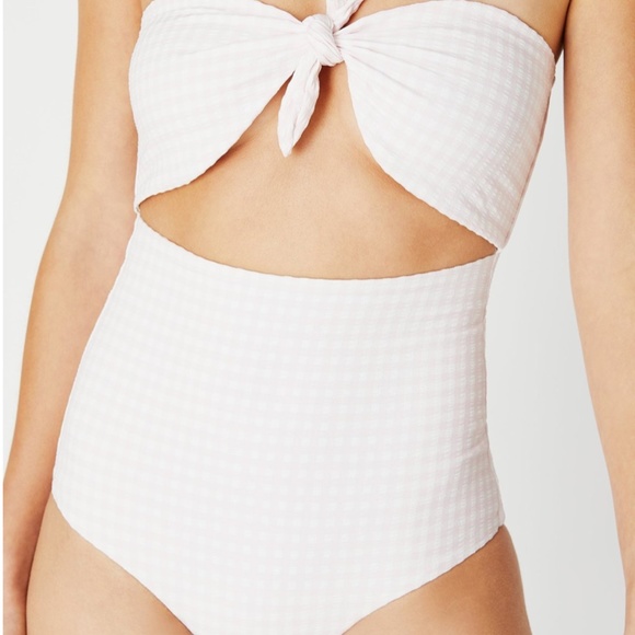 60% OFF Brand New Onia One Piece! - Picture 3 of 4